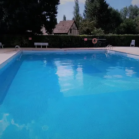 Agreable T2 Calme - Terrasse 20m2 - Animaux Bienvenus Διαμέρισμα *